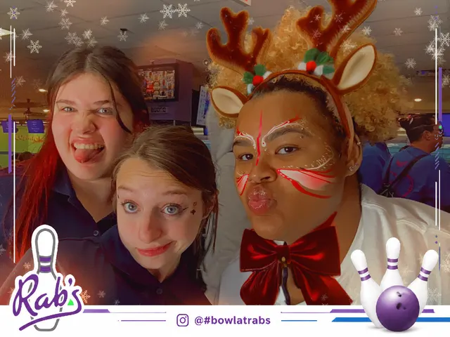 Three Rab’s Bowling guests posing with holiday photo effects