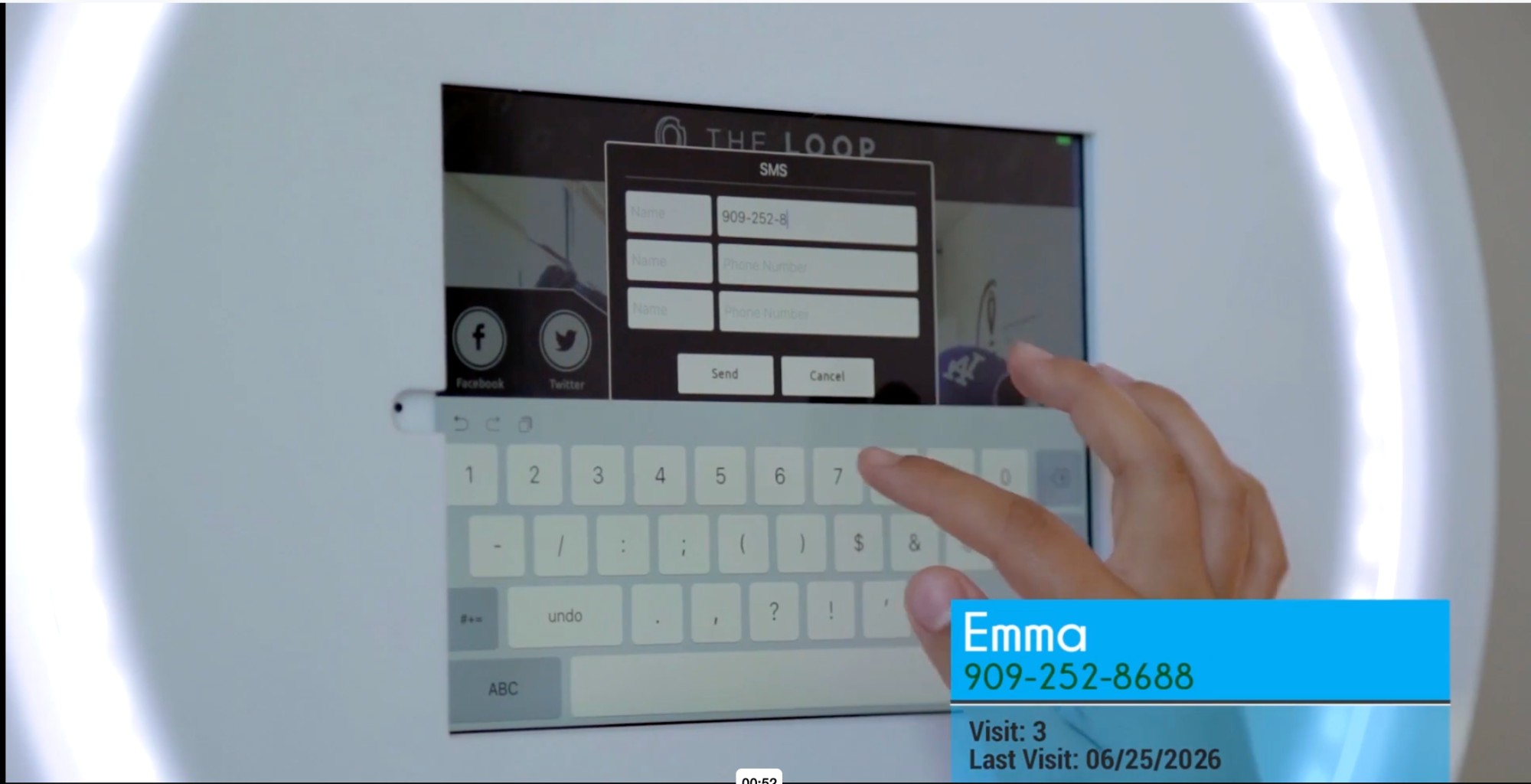Guest entering a phone number on the BuzzyBooth contact capture screen